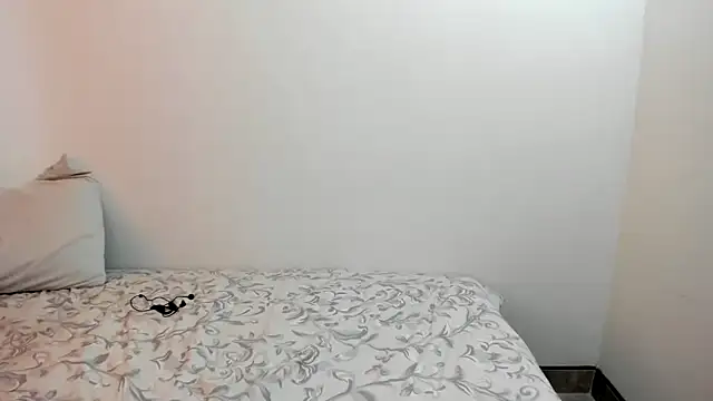 Snapshot of MonicaGarcia_ chatting on February 20, 6:24 pm MonicaGarcia online show from February 20, 6:24 pm