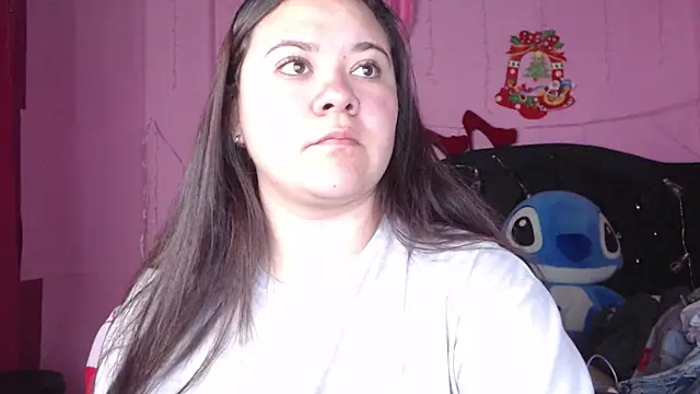 NikkiRous  online show from February 27, 1:28 pm