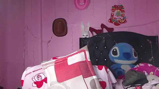 NikkiRous  online show from March 1, 6:11 pm