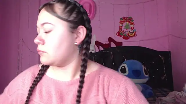 NikkiRous  online show from March 3, 3:42 pm