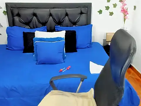 Violeta stilll online show from October 6, 6:38 pm