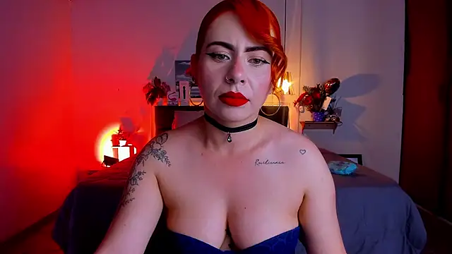 Snapshot of Dulce_charlottee chatting on January 21, 7:39 pm Dulce charlottee online show from January 21, 7:39 pm