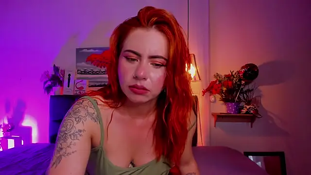 Snapshot of Dulce_charlottee chatting on February 3, 10:11 pm Dulce charlottee online show from February 3, 10:11 pm