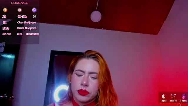 Snapshot of Dulce_charlottee chatting on February 21, 11:10 pm Dulce charlottee online show from February 21, 11:10 pm