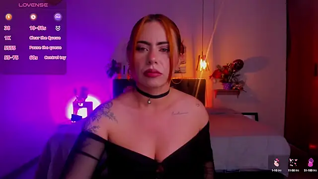 Snapshot of Dulce_charlottee chatting on February 22, 1:46 pm Dulce charlottee online show from February 22, 1:46 pm