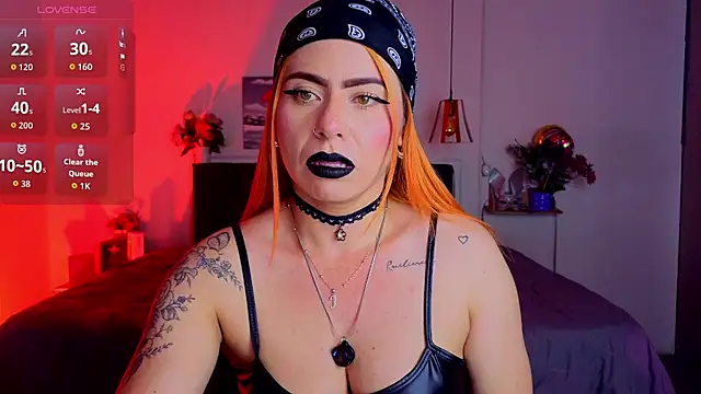 Snapshot of Dulce_charlottee chatting on October 4, 7:34 pm Dulce charlottee online show from October 4, 7:34 pm