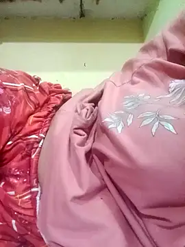 Snapshot of Im_Cute chatting on February 16, 10:21 pm Im Cute online show from February 16, 10:21 pm