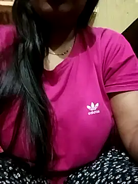 Snapshot of Im_Cute chatting on February 27, 2:10 am Im Cute online show from February 27, 2:10 am