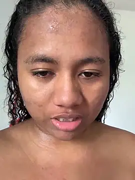 ChanelMillers  online show from October 21, 5:35 pm