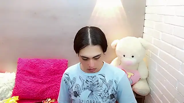 Daniela Pink  online show from October 4, 8:07 pm