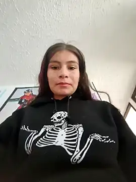 Sasha smith23 online show from March 3, 5:18 pm