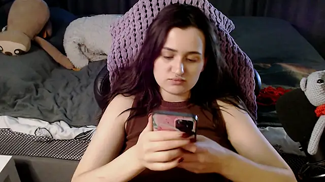 KiraYammy online show from January 13, 1:56 am