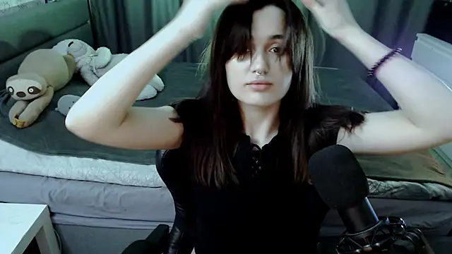 KiraYammy online show from January 24, 10:30 pm