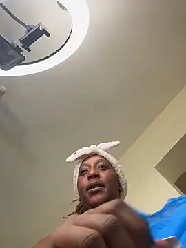 CarlaBeckky online show from October 15, 5:13 pm