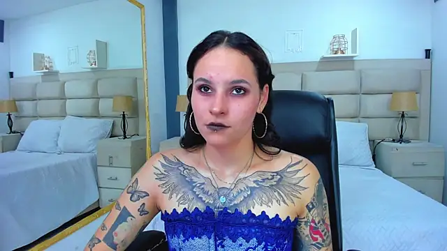 Snapshot of AnnyThompson_ chatting on September 15, 8:42 pm AnnyThompson online show from September 15, 8:42 pm