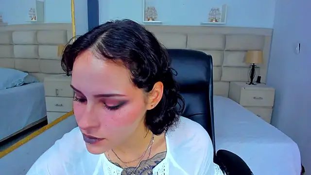 Snapshot of AnnyThompson_ chatting on September 26, 10:14 pm AnnyThompson online show from September 26, 10:14 pm