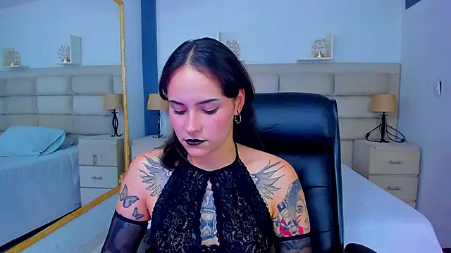 Snapshot of AnnyThompson_ chatting on October 22, 9:25 pm AnnyThompson online show from October 22, 9:25 pm