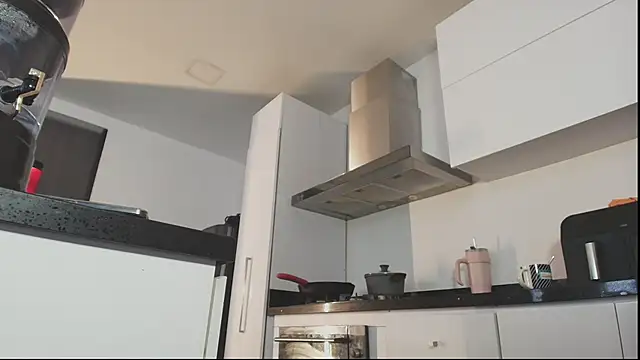 milaivanova online show from February 11, 6:55 pm