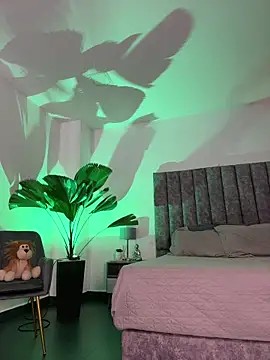 milaivanova online show from November 17, 12:44 pm