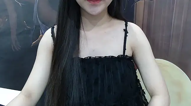 Snapshot of KaleAnisa chatting on March 7, 10:56 am KaleAnisa online show from March 7, 10:56 am