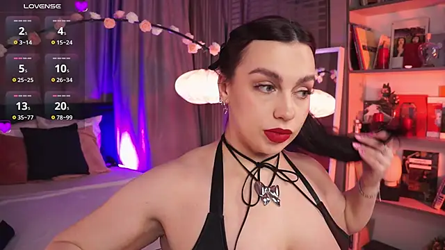 LunaNight online show from February 20, 8:58 pm