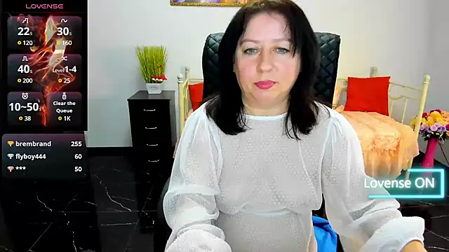 Julia Dean online show from March 4, 1:17 pm