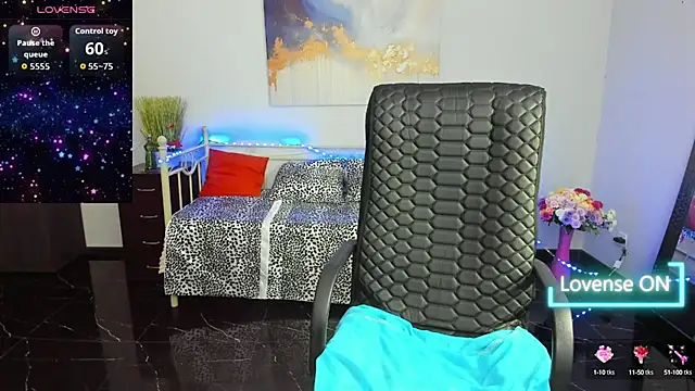 Julia Dean online show from September 9, 11:54 am