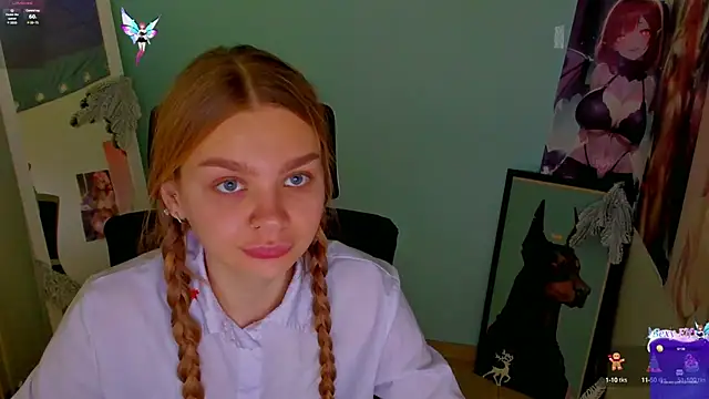 Molly sweetie online show from December 19, 7:18 am