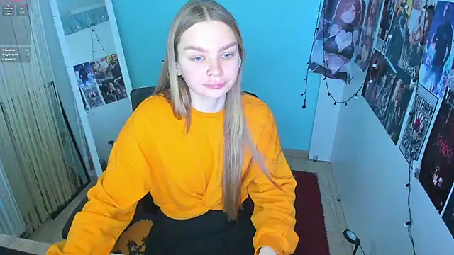 Molly sweetie online show from March 5, 10:11 am