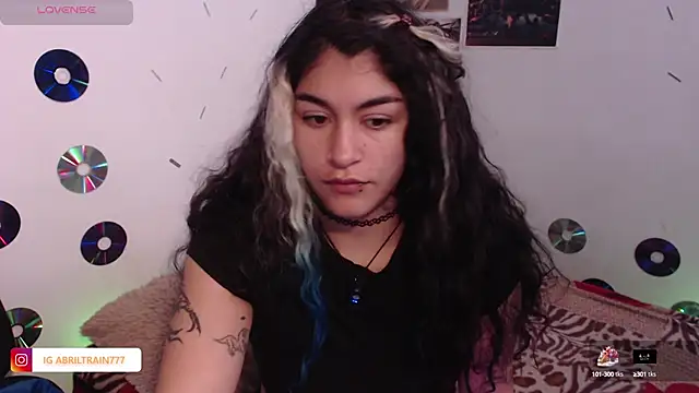 Snapshot of abril666 chatting on October 15, 3:45 pm abril666 online show from October 15, 3:45 pm