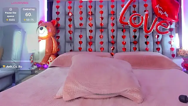 Snapshot of Abbye_blue01 chatting on February 6, 4:10 am Abbye blue01 online show from February 6, 4:10 am