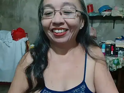 Snapshot of lorelei_latina chatting on December 6, 8:37 am lorelei latina online show from December 6, 8:37 am