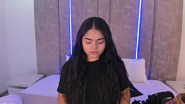 Snapshot of GiselOrtiz chatting on February 17, 12:05 pm GiselOrtiz online show from February 17, 12:05 pm