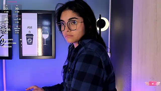 Snapshot of GiselOrtiz chatting on February 18, 3:21 pm GiselOrtiz online show from February 18, 3:21 pm