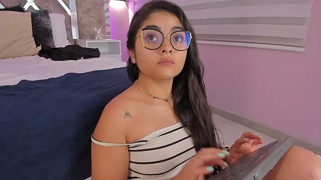 Snapshot of GiselOrtiz chatting on February 28, 5:15 pm GiselOrtiz online show from February 28, 5:15 pm