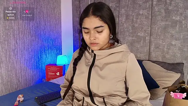 Snapshot of GiselOrtiz chatting on September 10, 11:32 am GiselOrtiz online show from September 10, 11:32 am