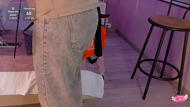 Snapshot of GiselOrtiz chatting on October 14, 10:38 am GiselOrtiz online show from October 14, 10:38 am