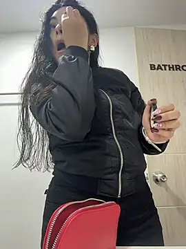 Snapshot of GiselOrtiz chatting on November 6, 10:27 am GiselOrtiz online show from November 6, 10:27 am