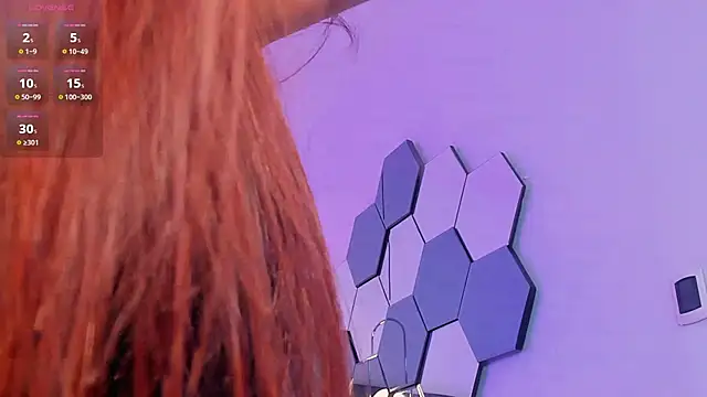 Snapshot of CorinneRusso chatting on December 29, 10:12 am CorinneRusso online show from December 29, 10:12 am