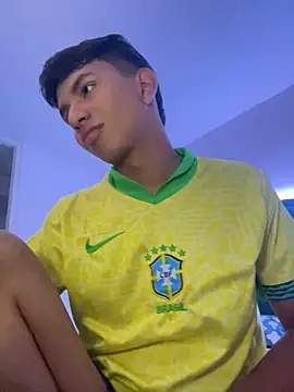 Leonarrrd 01 online show from March 10, 12:07 am