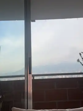 Snapshot of ValerieHilton chatting on February 5, 10:33 pm ValerieHilton online show from February 5, 10:33 pm