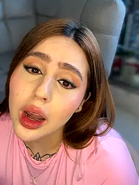 Snapshot of ValerieHilton chatting on October 27, 10:03 pm ValerieHilton online show from October 27, 10:03 pm