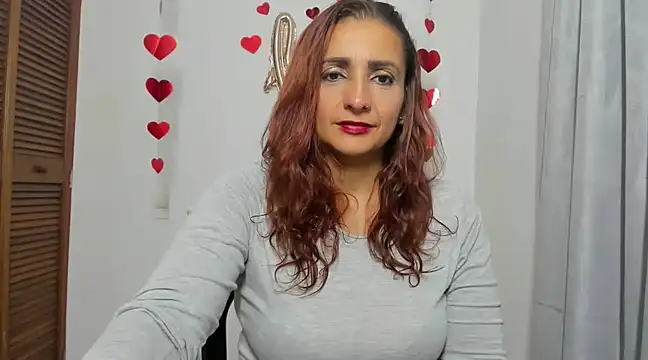 xulay11 online show from March 18, 4:15 am