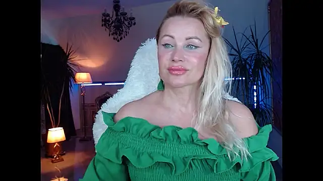 eyesangel22 online show from December 28, 1:17 pm