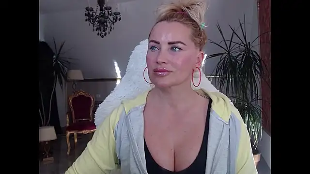 eyesangel22 online show from January 29, 9:23 am