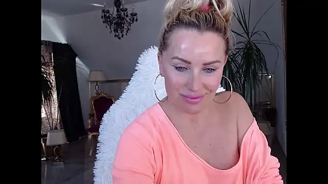 eyesangel22 online show from March 19, 12:45 pm