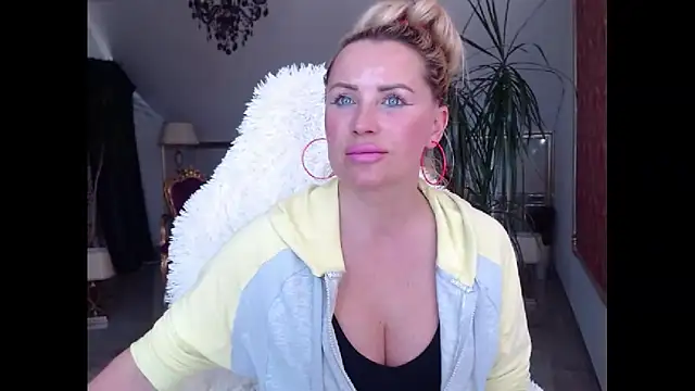 eyesangel22 online show from March 21, 10:17 am