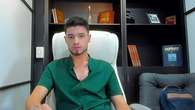 EdwardRoss  online show from March 22, 12:04 pm