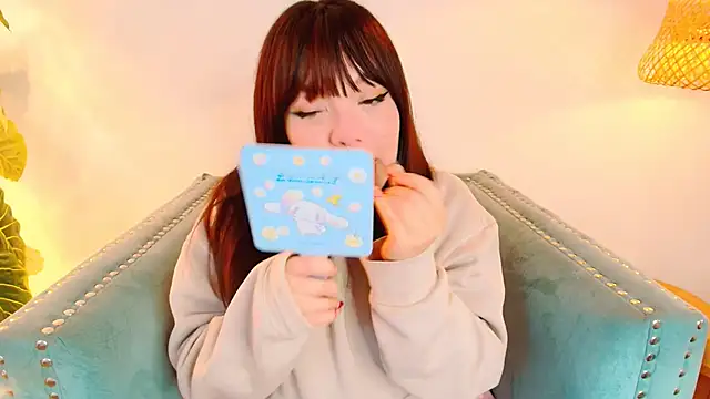 Fluffy Bubble21 online show from March 13, 10:36 am