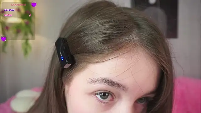 AmiLewis online show from February 26, 1:11 am